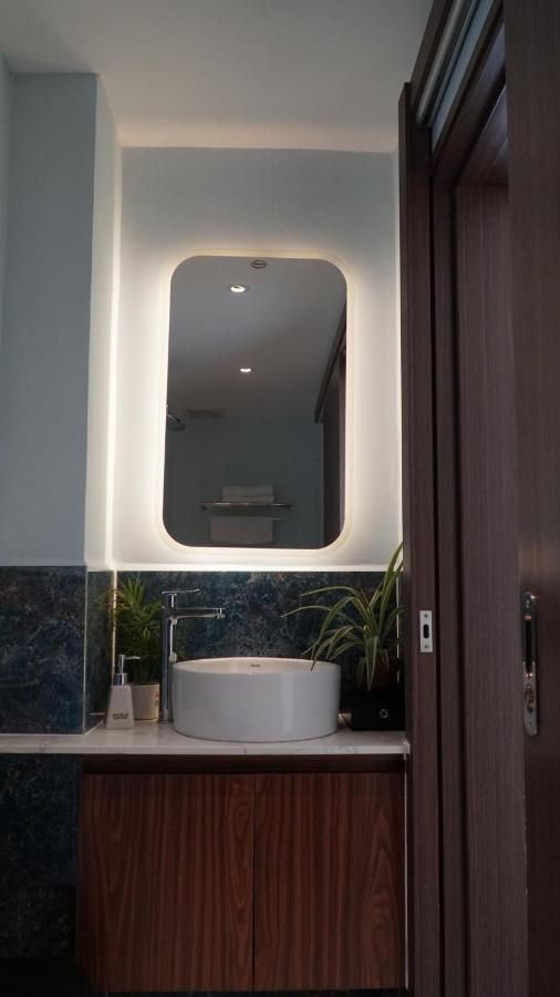 Bros Hotel Ho Chi Minh City Exterior photo