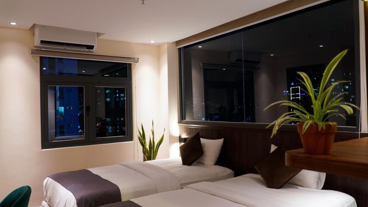 Bros Hotel Ho Chi Minh City Exterior photo
