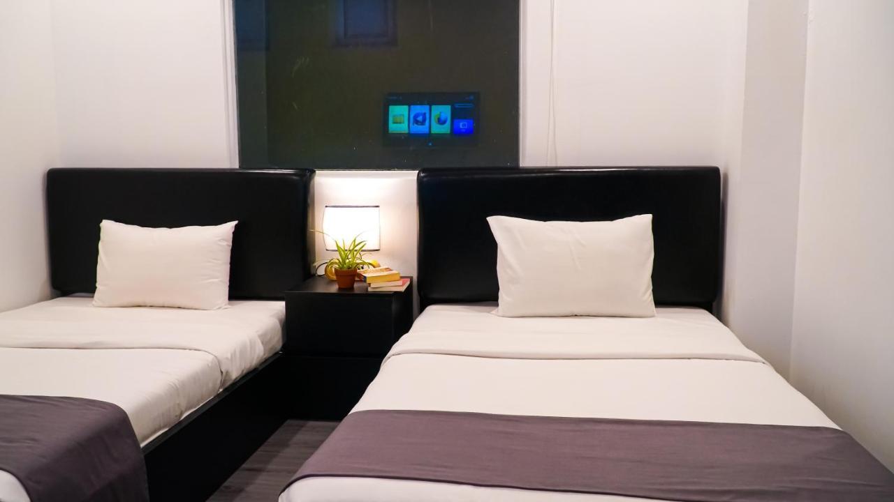 Bros Hotel Ho Chi Minh City Exterior photo