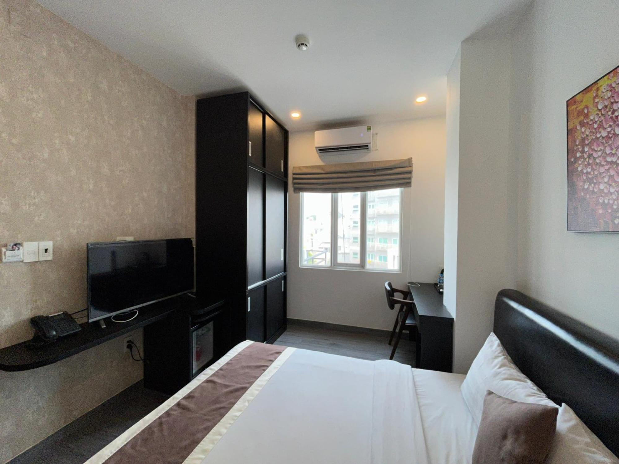 Bros Hotel Ho Chi Minh City Exterior photo