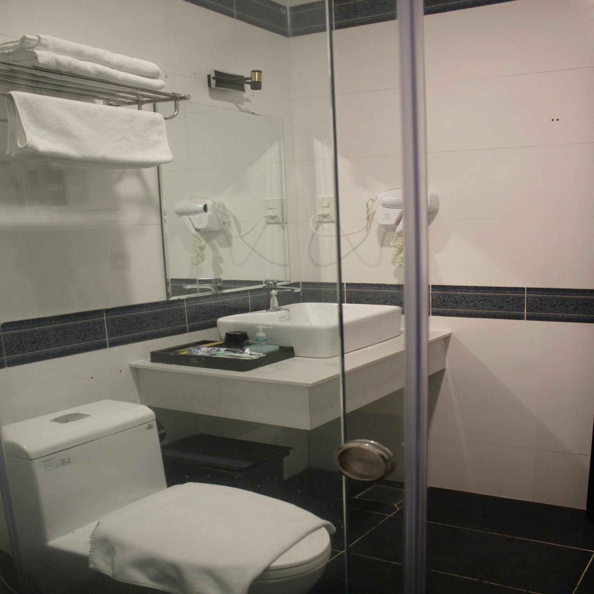 Bros Hotel Ho Chi Minh City Exterior photo